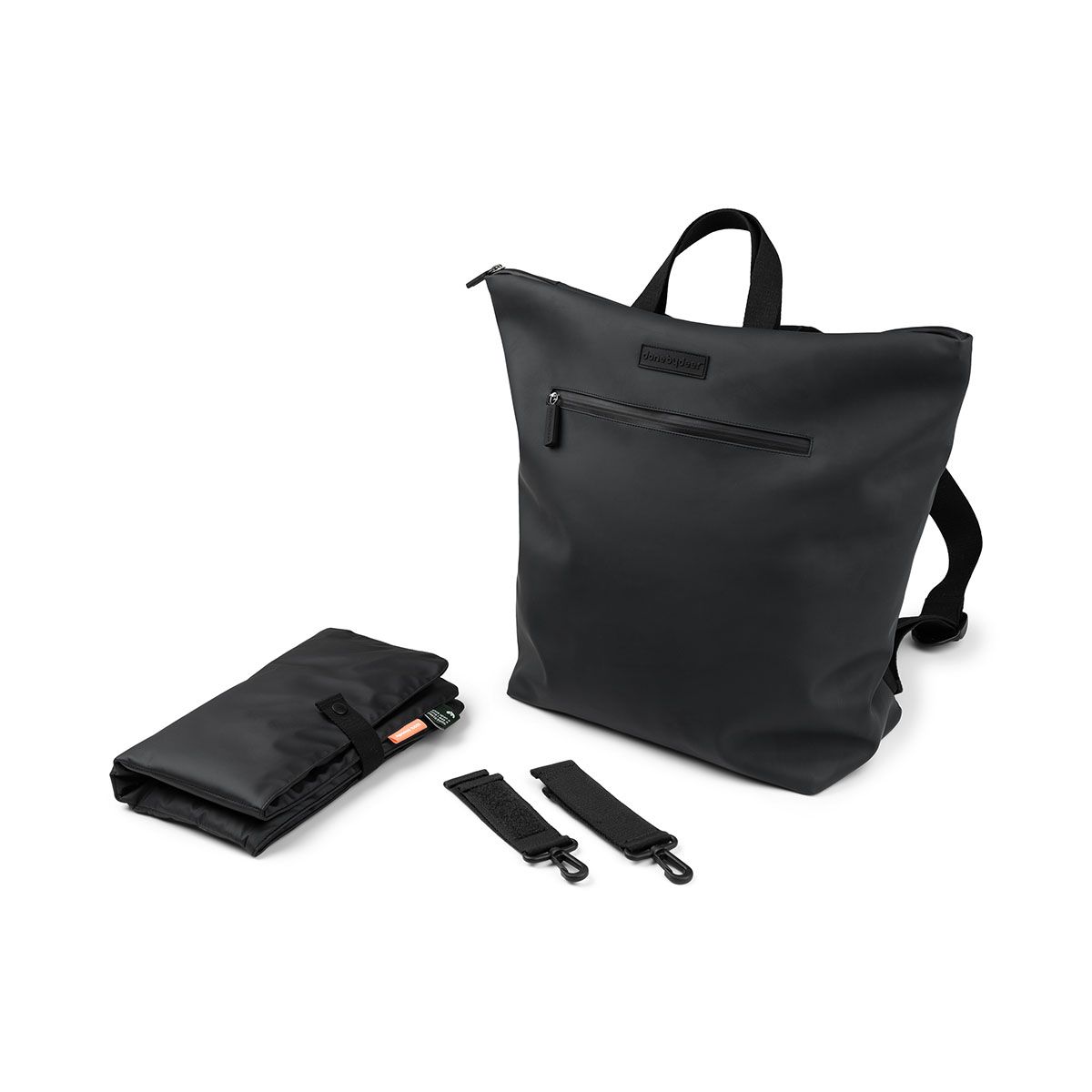 https://www.vanastenbabysuperstore.nl/media/catalog/product/7/3/7331120009_2_verzorgingstas_done_by_deer_backpack_black.jpg