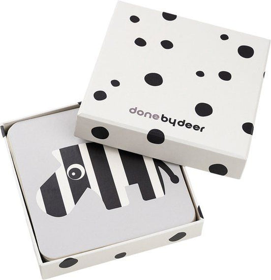 https://www.vanastenbabysuperstore.nl/media/catalog/product/7/3/7332400229_2_cards_done_by_deer_deer_friends_colour_mix_10st.jpg