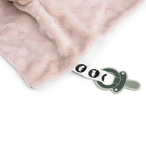 https://www.vanastenbabysuperstore.nl/media/catalog/product/7/3/7332420002_2_knuffeldoekje_done_by_deer_pigee_powder.png