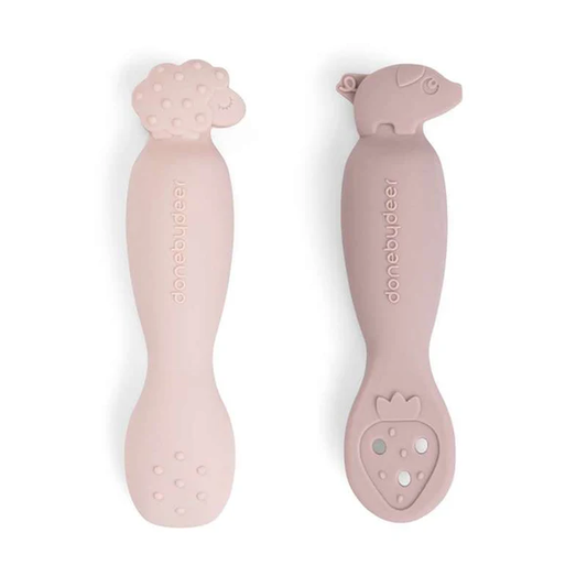https://www.vanastenbabysuperstore.nl/media/catalog/product/7/3/7332830016_1_lepels_done_by_deer_tiny_farm_powder_2_st.png
