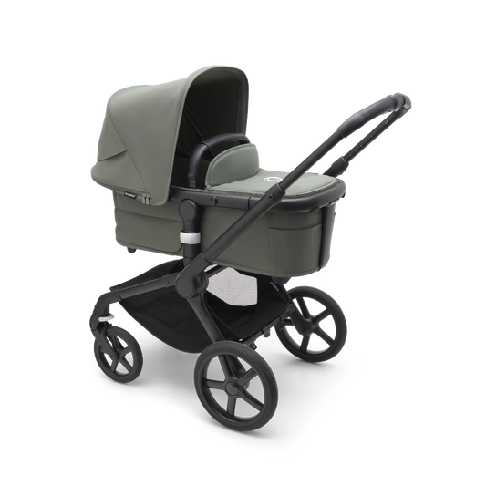 https://www.vanastenbabysuperstore.nl/media/catalog/product/7/5/7571100207_2_kinderwagen_bugaboo_fox5_compleet_blackforest_green.png
