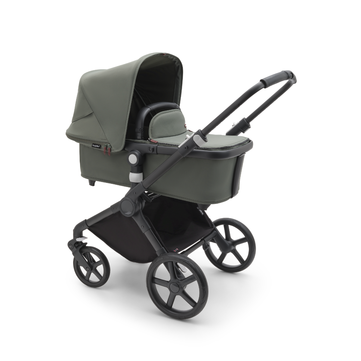 https://www.vanastenbabysuperstore.nl/media/catalog/product/7/5/7571100213_2_kinderwagen_bugaboo_fox_cub_compleet_blackforest_green.png