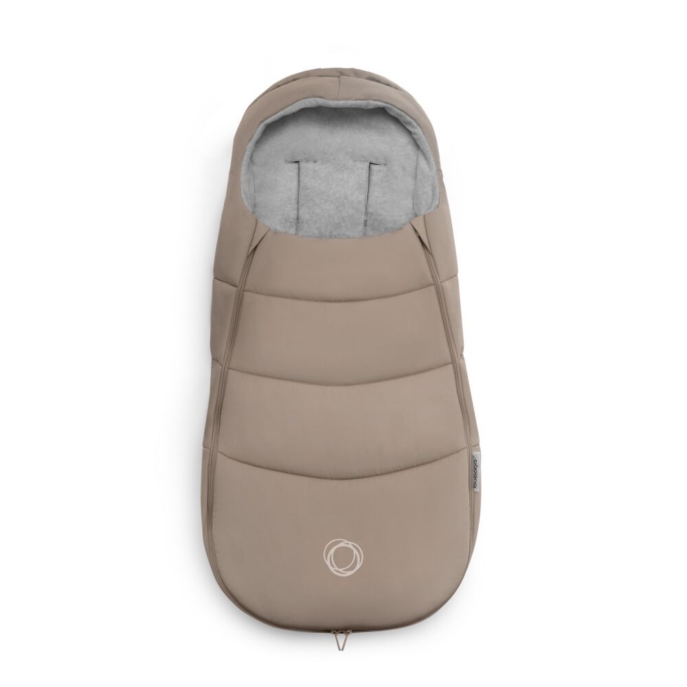 https://www.vanastenbabysuperstore.nl/media/catalog/product/7/5/7571120167_2_voetenzak_bugaboo_dune_taupe.jpg