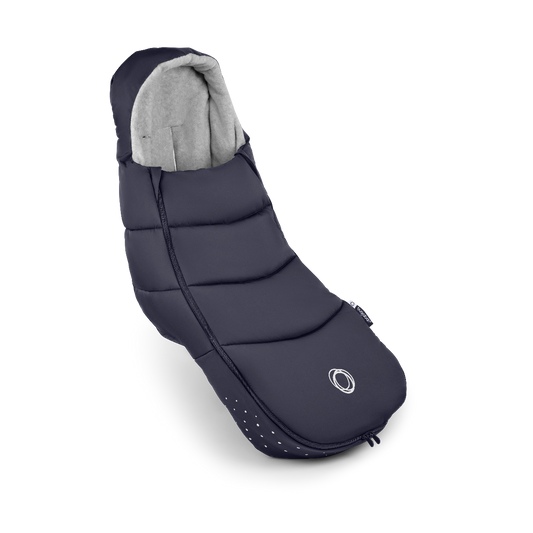 https://www.vanastenbabysuperstore.nl/media/catalog/product/7/5/7572880002_1_voetenzak_bugaboo_deep_indigo.png