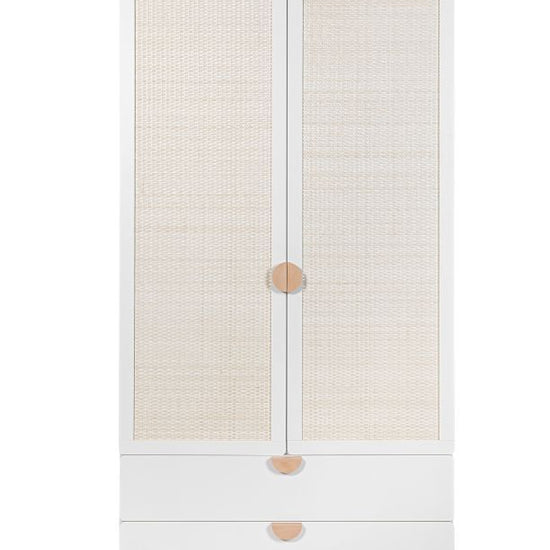 https://www.vanastenbabysuperstore.nl/media/catalog/product/7/8/7820040006_2_kast_ratata_offwhite_beech_2deurs.jpg