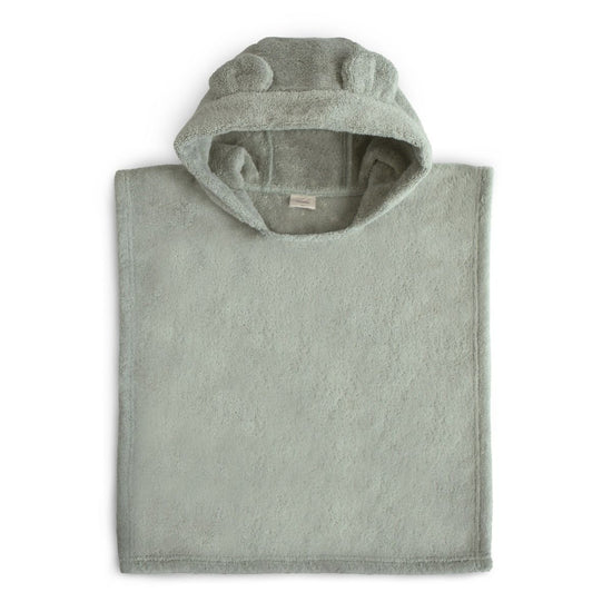 https://www.vanastenbabysuperstore.nl/media/catalog/product/8/2/8292030003_1_badponcho_mushie_bear_moss.jpg