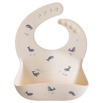 https://www.vanastenbabysuperstore.nl/media/catalog/product/8/2/8292110037_1_slabber_mushie_siliconen_whales.jpg