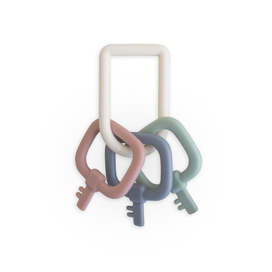 https://www.vanastenbabysuperstore.nl/media/catalog/product/8/2/8292400029_1_rammelaar_mushie_sleutel.jpg