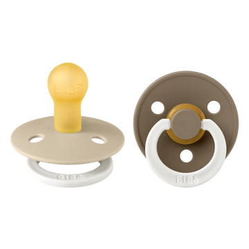 https://www.vanastenbabysuperstore.nl/media/catalog/product/8/2/8292800037_1_fopspeen_bibs_glow_vanilladark_oak_06mnd_2st.png