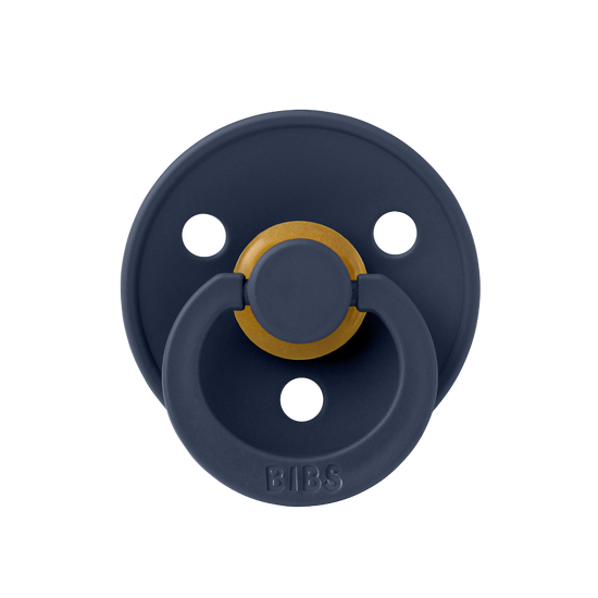https://www.vanastenbabysuperstore.nl/media/catalog/product/8/2/8292800054_1_fopspeen_bibs_deep_space_06mnd.png