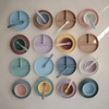 Bord Mushie Rond Silicone met Zuignap Cambridge Blue