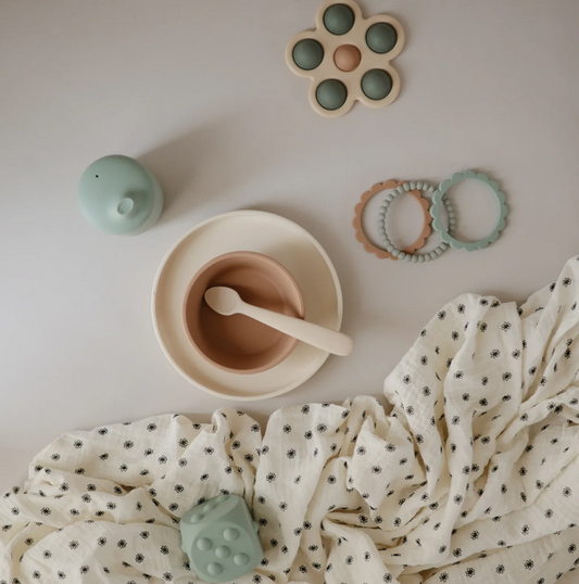 Bord Mushie Rond Silicone met Zuignap Ivory