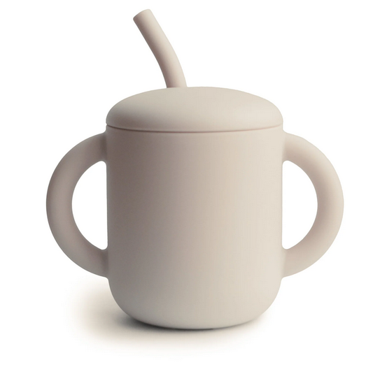 https://www.vanastenbabysuperstore.nl/media/catalog/product/8/2/8292800236_1_rietjesbeker_mushie_shifting_sand.png
