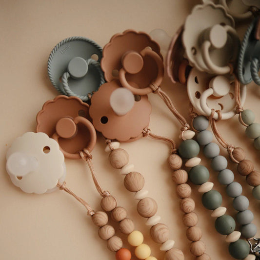 Speenketting Mushie Luna Faux Wood