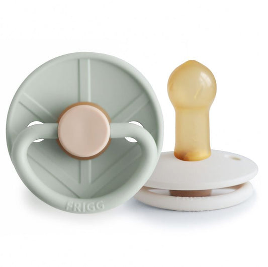 Fopspeen FRIGG Little Viking 6-18mnd Sage/Cream 2st