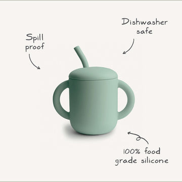 https://www.vanastenbabysuperstore.nl/media/catalog/product/8/2/8292830008_2_training_cup_met_rietje_mushie_dino_1768320975.jpg