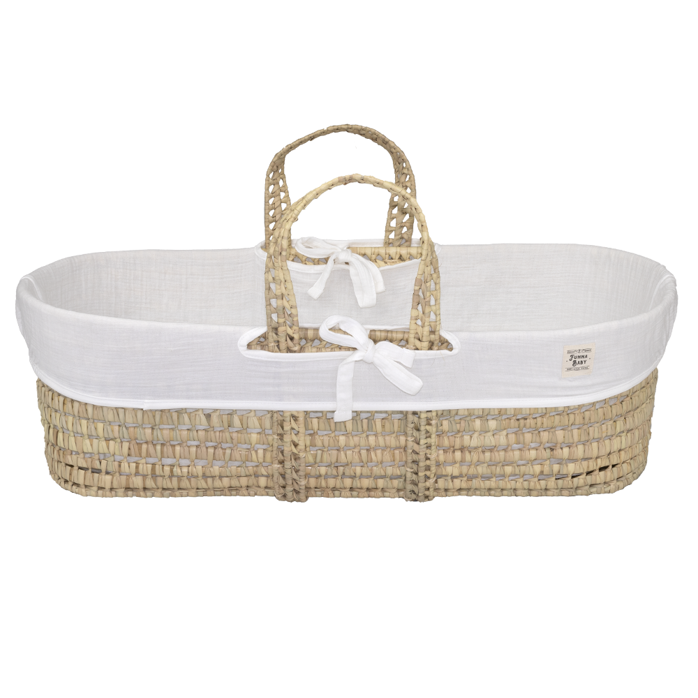 https://www.vanastenbabysuperstore.nl/media/catalog/product/8/4/8460060006_1_wieg_mozes_funnababy_incl_bekledingset_muslin_luxe_off_white.png