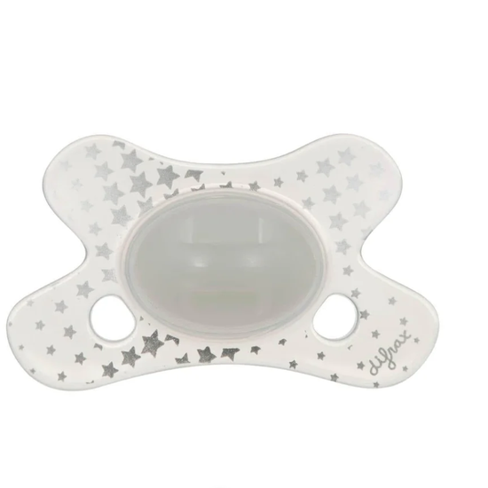 https://www.vanastenbabysuperstore.nl/media/catalog/product/8/5/8502800105_1_fopspeen_difrax_dental_12_mnd.png