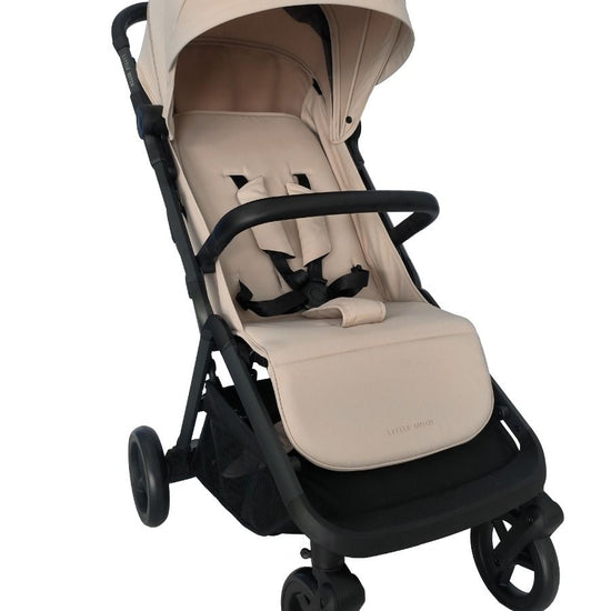 https://www.vanastenbabysuperstore.nl/media/catalog/product/8/8/8801110117_1_buggy_little_dutch_compact_beige.jpg