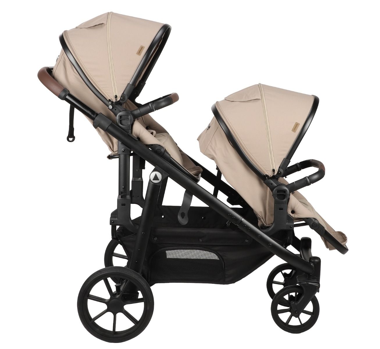https://www.vanastenbabysuperstore.nl/media/catalog/product/8/8/8801130029_2_duo_kinderwagen_topmark_combi_2_sand.jpg