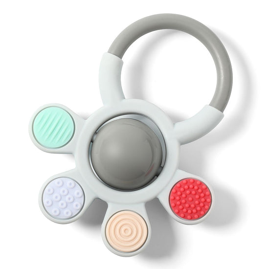 https://www.vanastenbabysuperstore.nl/media/catalog/product/9/4/9422110025_1_bijtring_babyono_orthodontisch_met_rammelaar.jpg