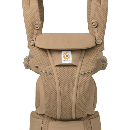 https://www.vanastenbabysuperstore.nl/media/catalog/product/9/4/9442130053_1_buikdrager_ergobaby_4p_omni_breeze_camel_brown.jpg
