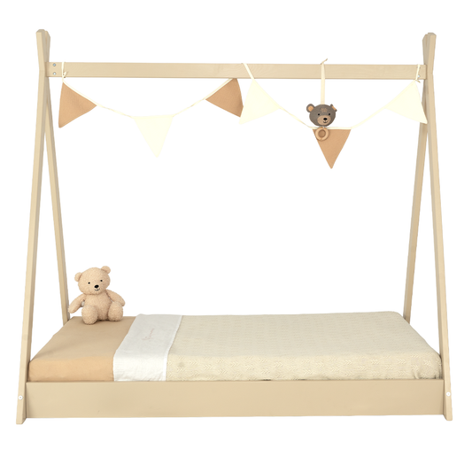 https://www.vanastenbabysuperstore.nl/media/catalog/product/9/5/9510070012_2_peuterbed_colorfull_home_tipi_v2_70x140_sand_1768318091.png