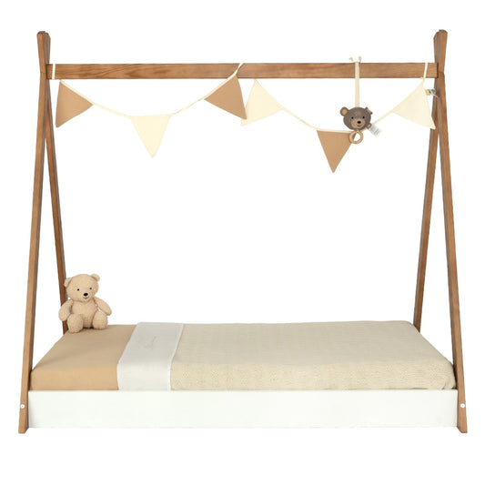 https://www.vanastenbabysuperstore.nl/media/catalog/product/9/5/9510070013_2_peuterbed_colorfull_home_tipi_v2_70x140_walnut_nieuw_v1_1779460739.jpg