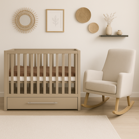 https://www.vanastenbabysuperstore.nl/media/catalog/product/9/5/9511500011_01_box_patryk_met_lade_sand.png