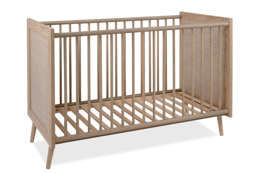 https://www.vanastenbabysuperstore.nl/media/catalog/product/9/5/9580010001_1_ledikant_finori_bali_eikenriet_decor_70x140.jpg