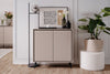 https://www.vanastenbabysuperstore.nl/media/catalog/product/9/5/9580020020_1_commode_finori_arona_capuccinoblack.jpg