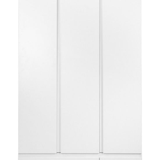 https://www.vanastenbabysuperstore.nl/media/catalog/product/9/5/9580040009_2_kast_finori_image_wit_3deurs.jpg