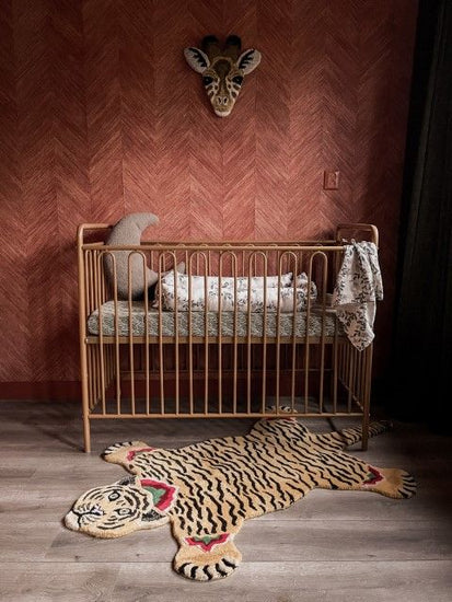 https://www.vanastenbabysuperstore.nl/media/catalog/product/9/9/9960010001_2_ledikant_royal_gold_60x120.jpg