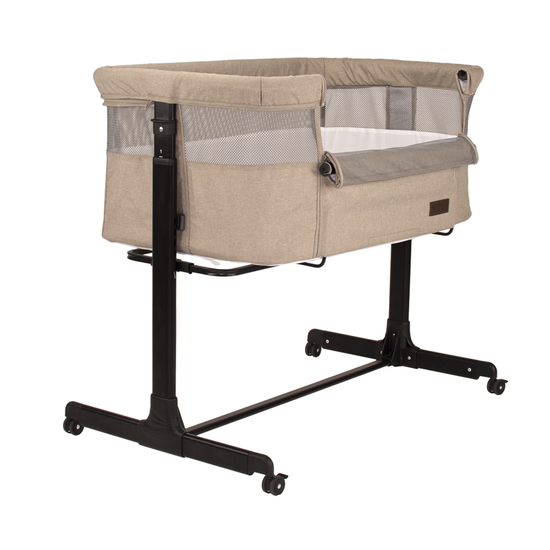 https://www.vanastenbabysuperstore.nl/media/catalog/product/9/9/9960060001_1_cosleeper_novi_at_homer_goodnight_sand_melange.png