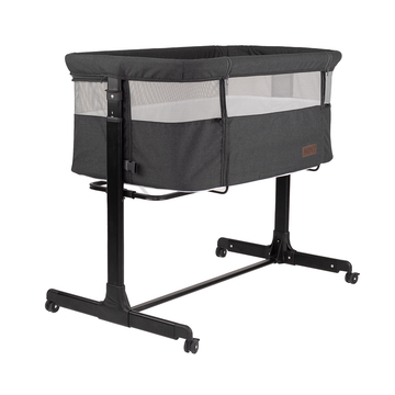 https://www.vanastenbabysuperstore.nl/media/catalog/product/9/9/9960060003_1_cosleeper_novi_at_homer_goodnight_black_melange.png