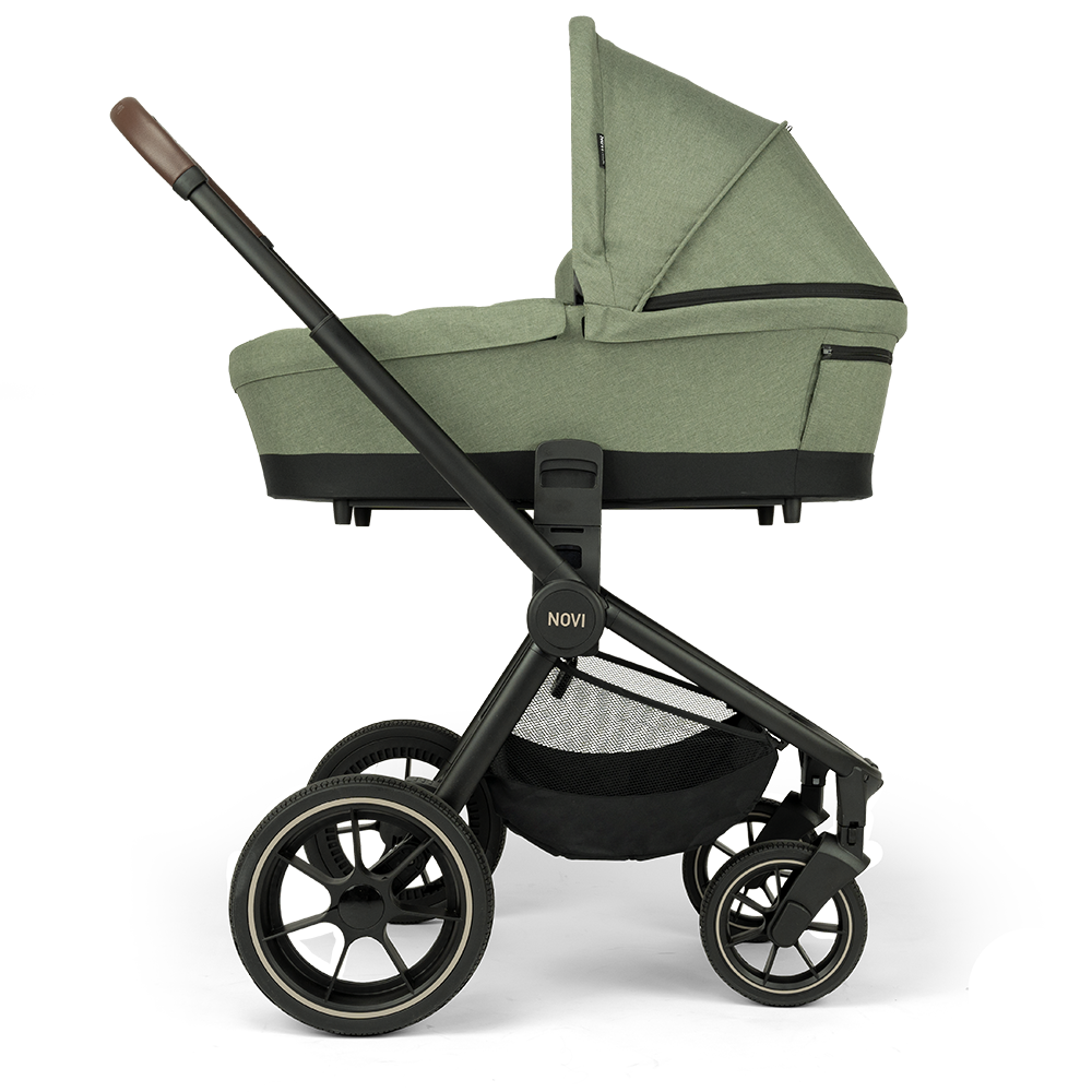 https://www.vanastenbabysuperstore.nl/media/catalog/product/9/9/9961100012_2_kinderwagen_novi_babyr_nena_pro_green_melange_1768263639.png