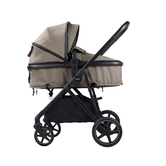https://www.vanastenbabysuperstore.nl/media/catalog/product/9/9/9961100018_2_Kinderwagen_Novi_Baby_Jaxx_3_in_1_Hazel_Melange_met_Autostoel.jpg
