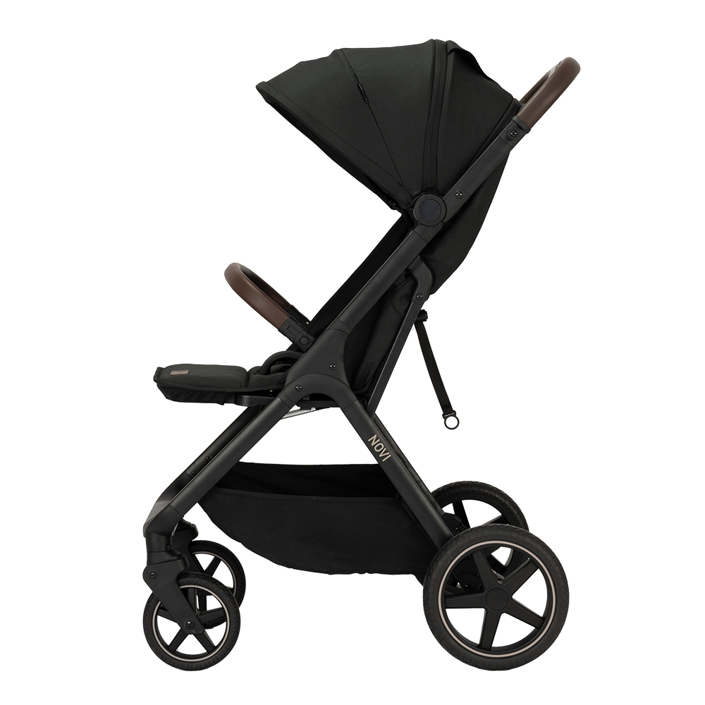 https://www.vanastenbabysuperstore.nl/media/catalog/product/9/9/9961110671_1_buggy_novi_babyr_xavi_xl_premium_solid_black.png