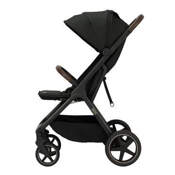 https://www.vanastenbabysuperstore.nl/media/catalog/product/9/9/9961110671_1_buggy_novi_babyr_xavi_xl_premium_solid_black.png