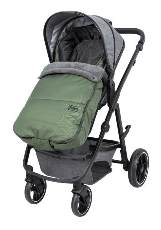 https://www.vanastenbabysuperstore.nl/media/catalog/product/9/9/9961120178_2_voetenzak_novi_babyr_cozy_cloud_go_forest_green_1768262839.png