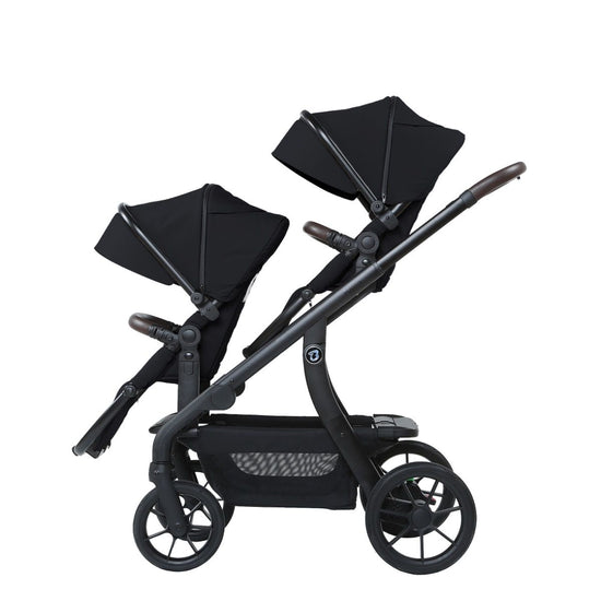 https://www.vanastenbabysuperstore.nl/media/catalog/product/9/9/9961130008_2_duo_kinderwagen_titanium_baby_solid_pollux_lush_black.jpg
