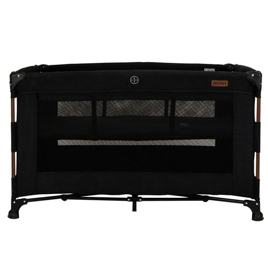 https://www.vanastenbabysuperstore.nl/media/catalog/product/9/9/9961400023_2_campingbed_novi_babyr_nora_premium_walnutbrilliant_black.png