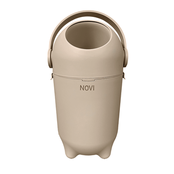 https://www.vanastenbabysuperstore.nl/media/catalog/product/9/9/9962000016_1_Luieremmer_Novi_at_Home_Nappy_Smart_Taupe.png