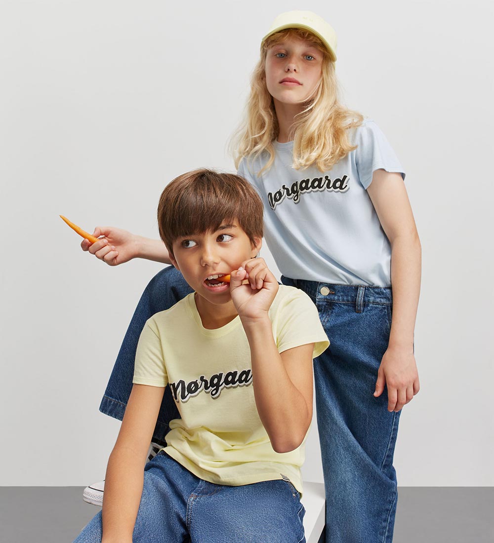 https://cdn.kids-world.com//images/products/AW012/originals/AW012-3.jpg?v=1738071186