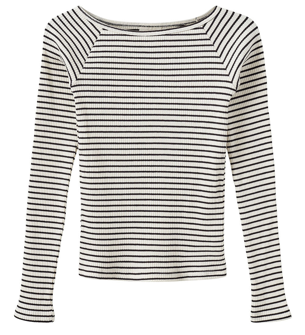 https://cdn.kids-world.com/images/products/AX884/originals/AX884.jpg?v=1738759376