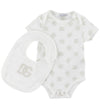 Dolce & Gabbana Cadeaubox - Babyslabbetje/Romper s/s - Logo Beig - Dolce & Gabbana - 6-9 mnd - Rompers Korte Mouw
