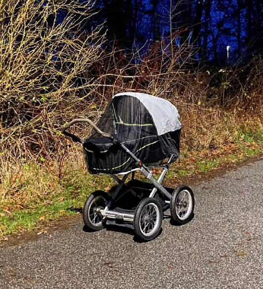 BabyDan Insectennet - Zwart m. Reflecterend op de motorkap - BabyDan - OneSize - Insectennetten