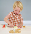 Tender Leaf Houten Speelgoed - Snijplank met kaas - 15 Onderdele - Tender Leaf - OneSize - Speelgoedeten