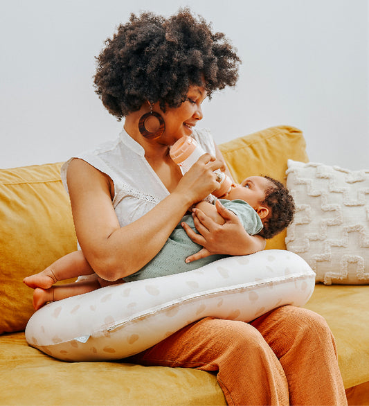 Babymoov Zwangerschap/Voedingkussen - 2-in-1 - Bloemblaadjes Ecr - Babymoov - OneSize - Voedingkussens
