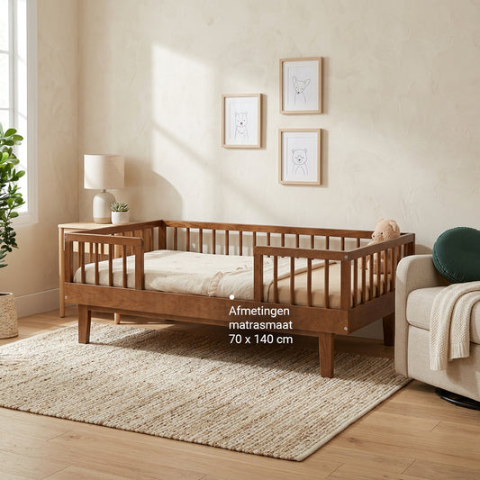 Peuterbed Novi Juliette 70x140 Walnut